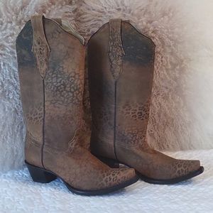 Corral Distressed Leopard Boots 7.5 (fits 8)